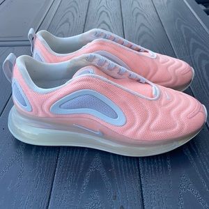 EXCLUSIVE Nike Air Max Woman’s 720 Running Shoes